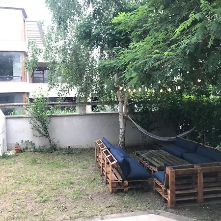 Chiro'S Apartment Нэводари Экстерьер фото